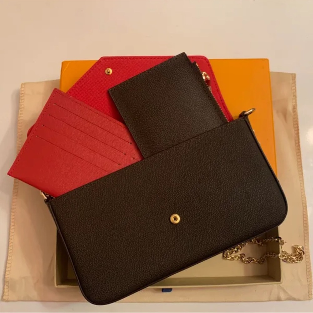 Chain Wallet with LOGO!